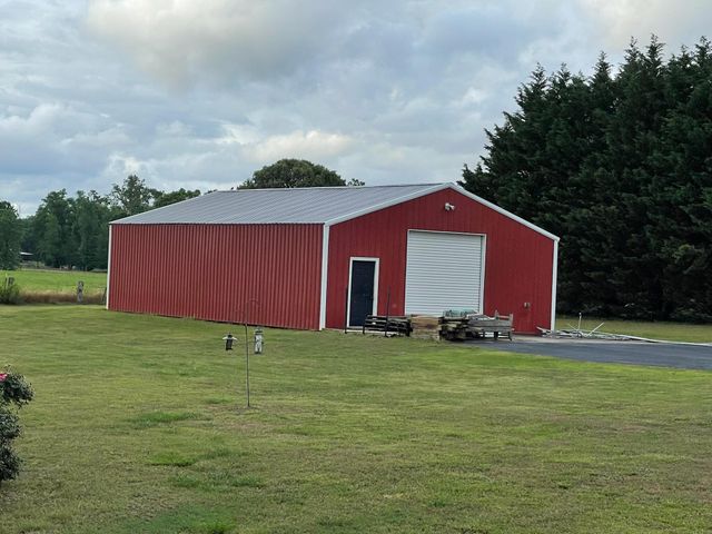 797 Roy Bird Road, Rock Spring, GA 30739