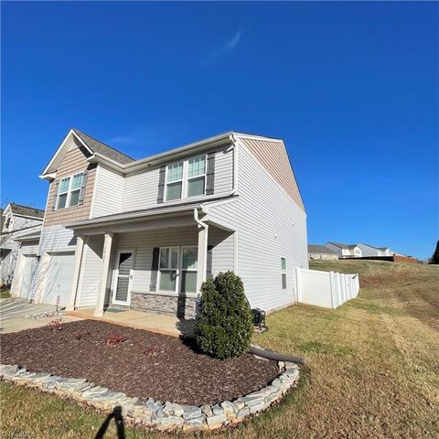 6900 Lowline Drive, Greensboro, NC 27405