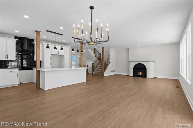 203 Mountain View Lane, Milford Village, MI 48381