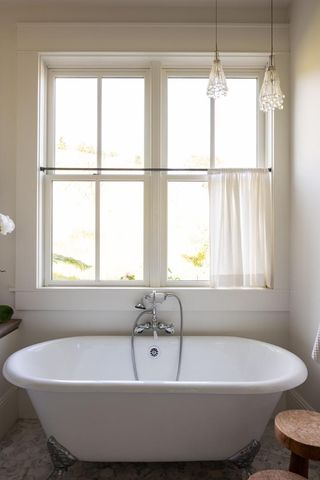 365 Race Horse Lane, Watsonville, CA 95076