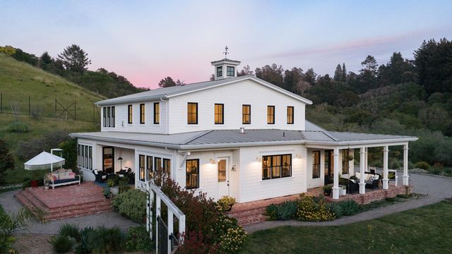 365 Race Horse Lane, Watsonville, CA 95076