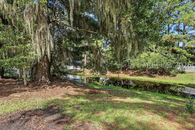 676 Farm Lake Dr, Bluffton, SC 29910