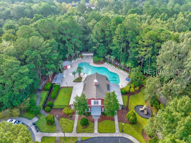 676 Farm Lake Dr, Bluffton, SC 29910