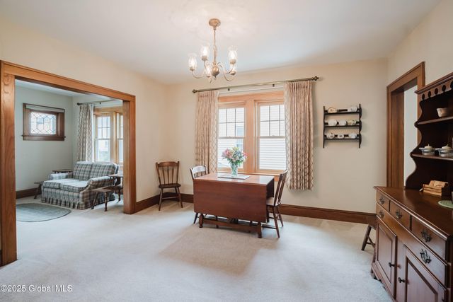 87 Hollywood Avenue, Albany, NY 12208
