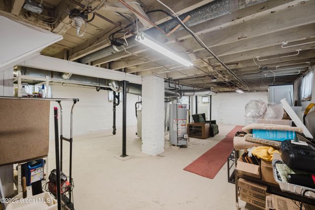 87 Hollywood Avenue, Albany, NY 12208