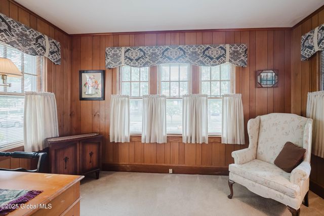87 Hollywood Avenue, Albany, NY 12208