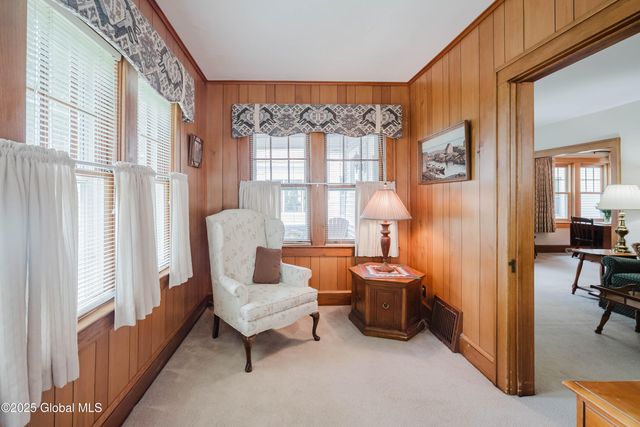 87 Hollywood Avenue, Albany, NY 12208