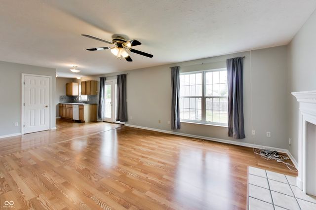5748 Vicksburg Drive, Indianapolis, IN 46254