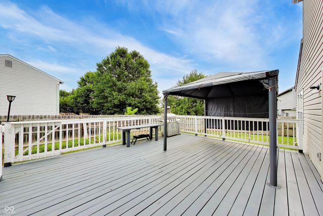 5748 Vicksburg Drive, Indianapolis, IN 46254
