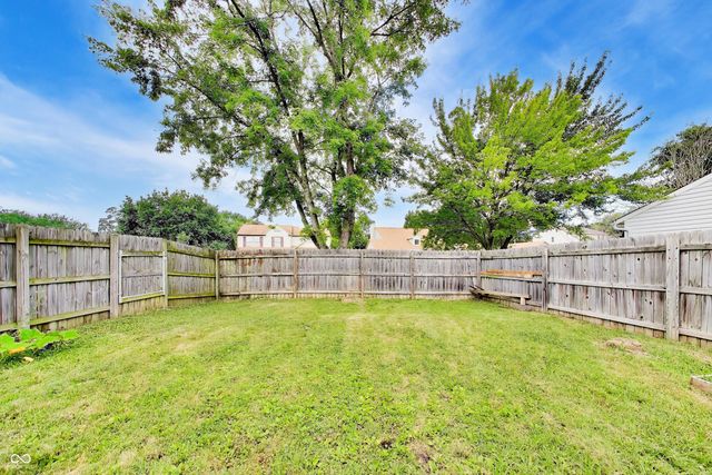 5748 Vicksburg Drive, Indianapolis, IN 46254