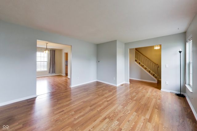5748 Vicksburg Drive, Indianapolis, IN 46254