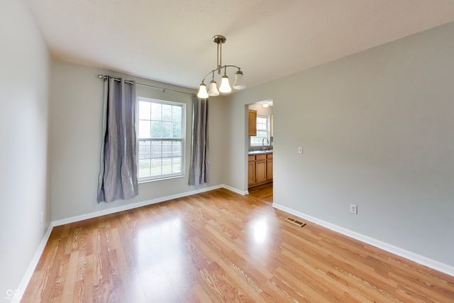 5748 Vicksburg Drive, Indianapolis, IN 46254