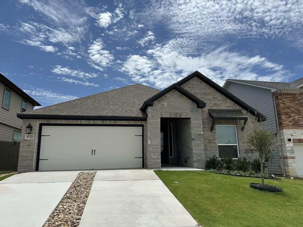 9721 Eloquence DR, Manor, TX 78653
