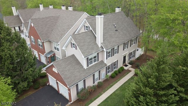 909 S Branch Dr, Readington Twp., NJ 08889