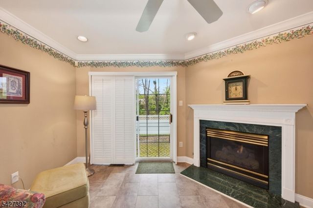 909 S Branch Dr, Readington Twp., NJ 08889
