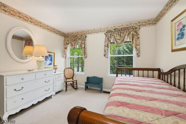 909 S Branch Dr, Readington Twp., NJ 08889