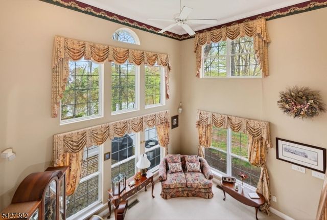 909 S Branch Dr, Readington Twp., NJ 08889