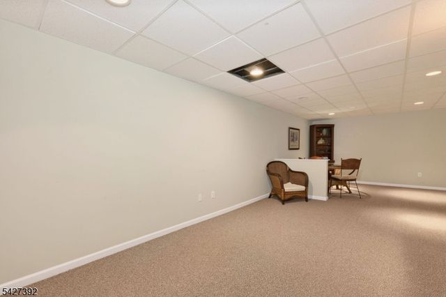 909 S Branch Dr, Readington Twp., NJ 08889