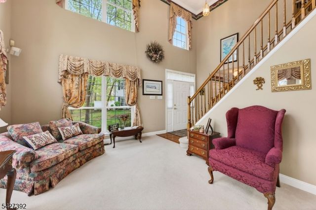 909 S Branch Dr, Readington Twp., NJ 08889