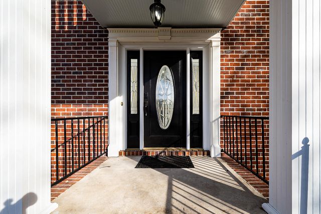 4917 Shoreline Drive, Chattanooga, TN 37416