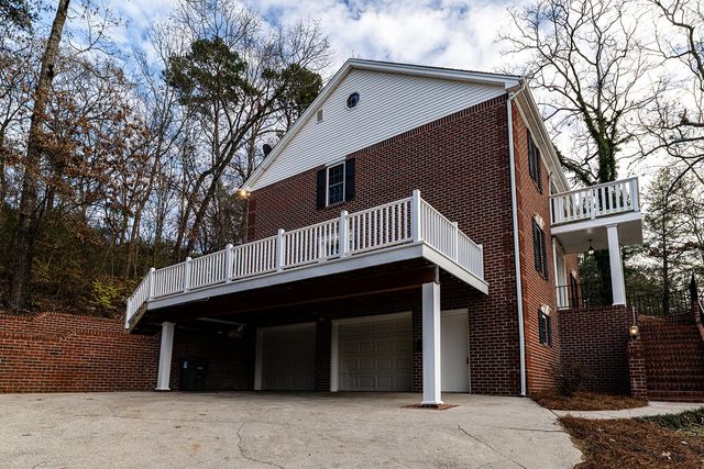 4917 Shoreline Drive, Chattanooga, TN 37416