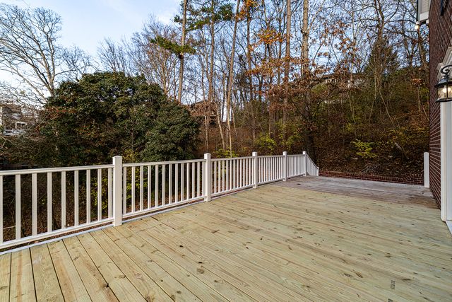 4917 Shoreline Drive, Chattanooga, TN 37416