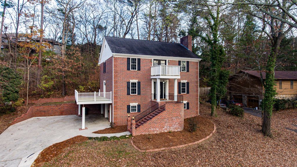 4917 Shoreline Drive, Chattanooga, TN 37416