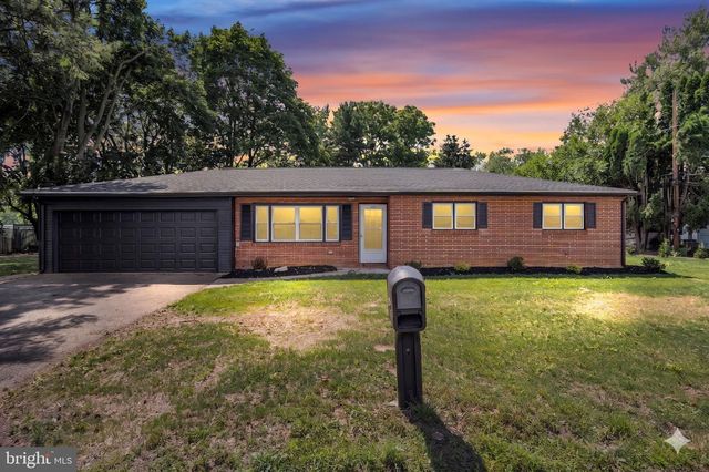 165 SALEM CHURCH RD, Mechanicsburg, PA 17050