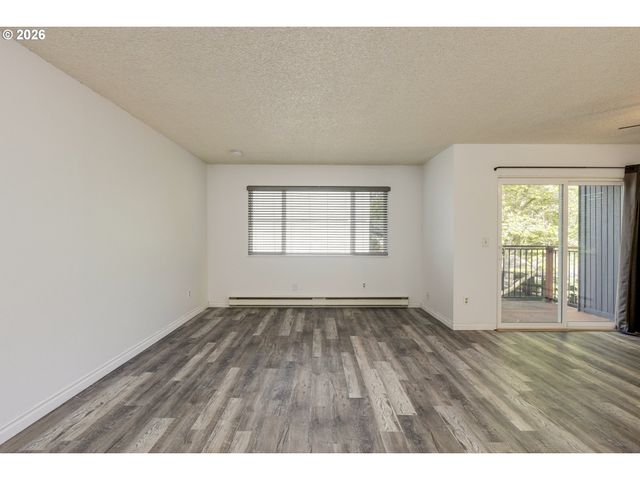 24011 Ne TREEHILL Dr, Wood Village, OR 97060