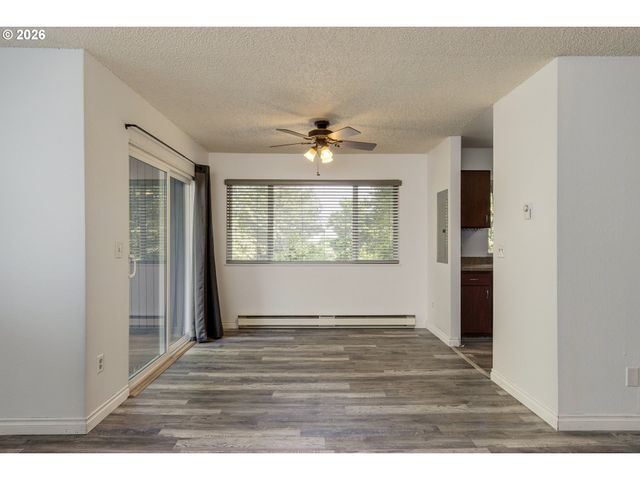 24011 Ne TREEHILL Dr, Wood Village, OR 97060