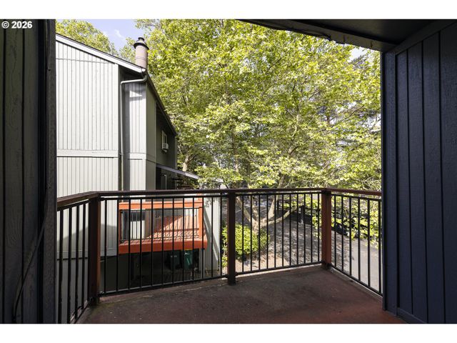 24011 Ne TREEHILL Dr, Wood Village, OR 97060