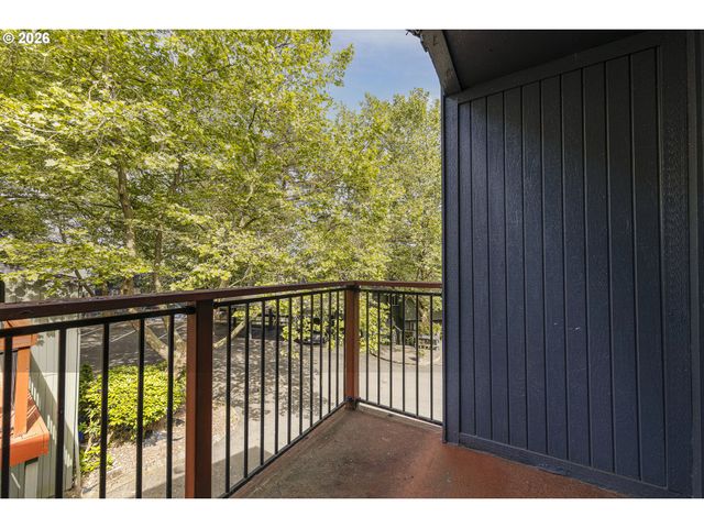 24011 Ne TREEHILL Dr, Wood Village, OR 97060