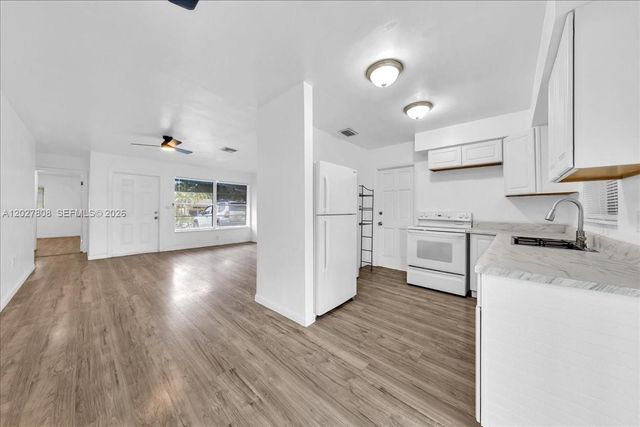 6531 Sherman Street, Hollywood, FL 33024