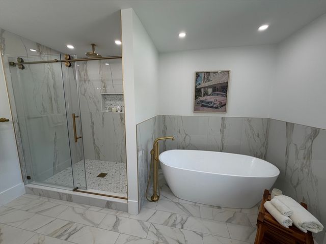 1172 Washington St, Holliston, MA 01746