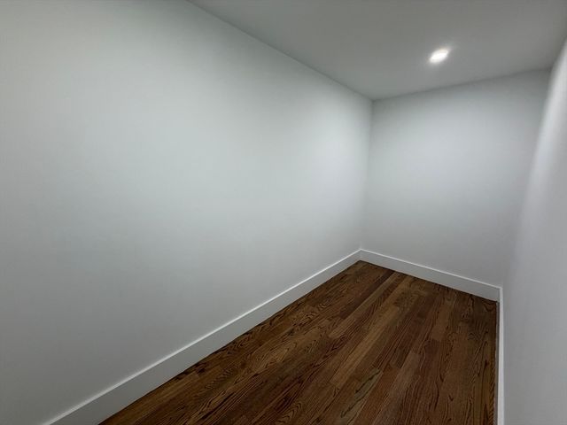 1172 Washington St, Holliston, MA 01746
