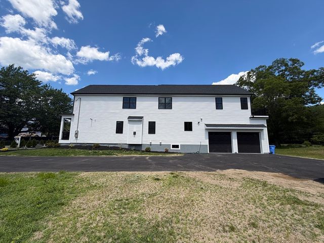 1172 Washington St, Holliston, MA 01746