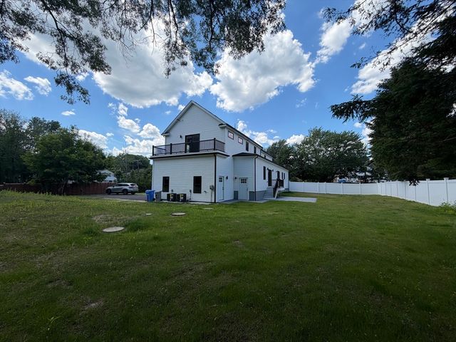 1172 Washington St, Holliston, MA 01746