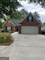 36 Saratoga Place, Newnan, GA 30263