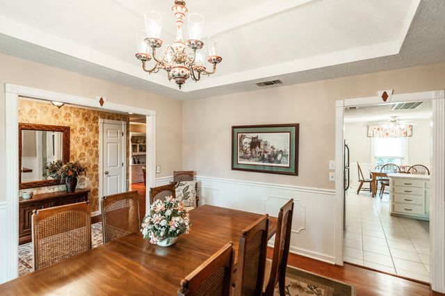 112 Arrowhead Dr, Hendersonville, TN 37075