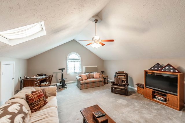 112 Arrowhead Dr, Hendersonville, TN 37075