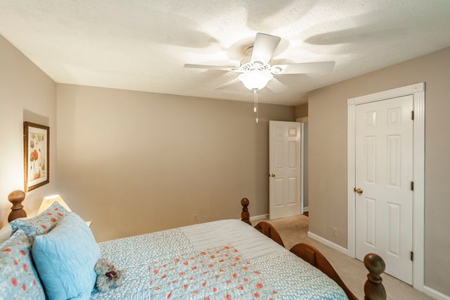 112 Arrowhead Dr, Hendersonville, TN 37075