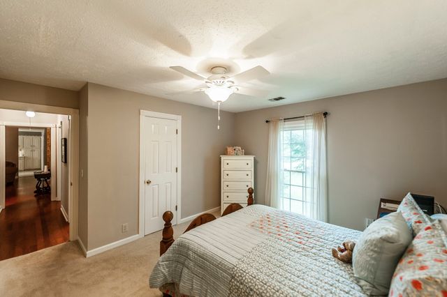 112 Arrowhead Dr, Hendersonville, TN 37075