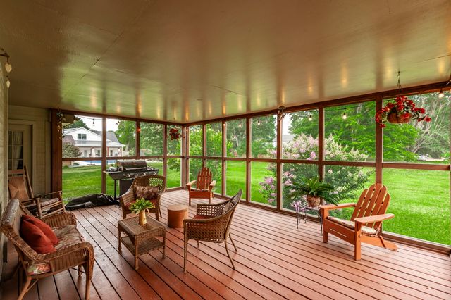 112 Arrowhead Dr, Hendersonville, TN 37075