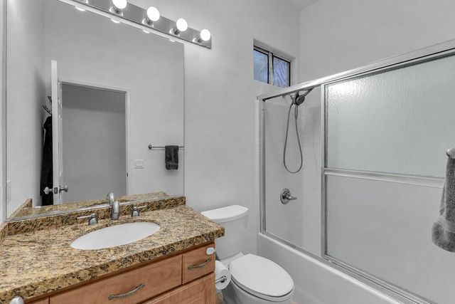 245 Strada Fortuna, Palm Desert, CA 92260