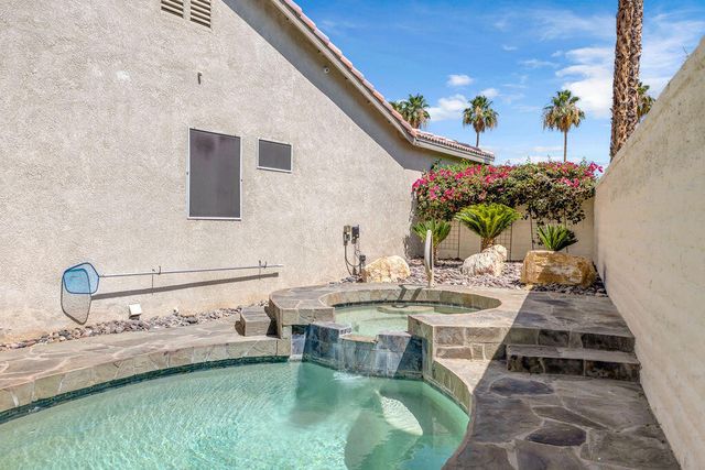245 Strada Fortuna, Palm Desert, CA 92260