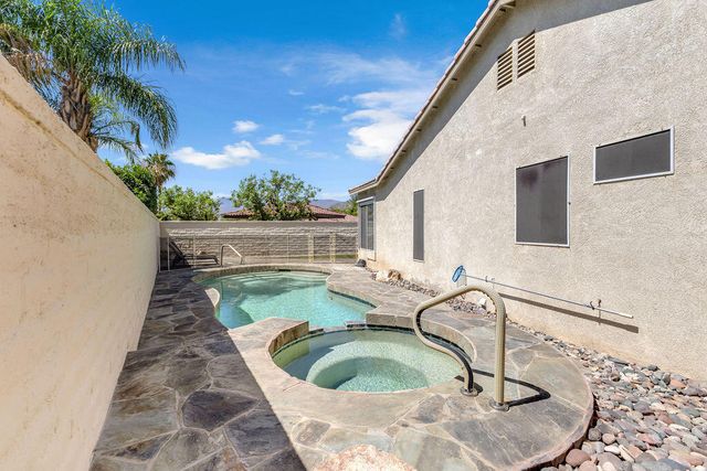 245 Strada Fortuna, Palm Desert, CA 92260