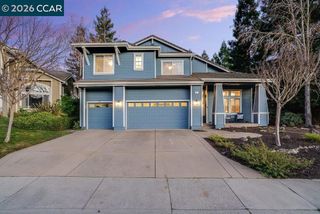 811 Vineyard Ct, Pleasant Hill, CA 94523