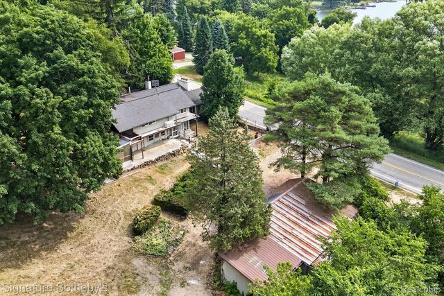 3310 Se Baldwin Road N, Hadley Township, MI 48455