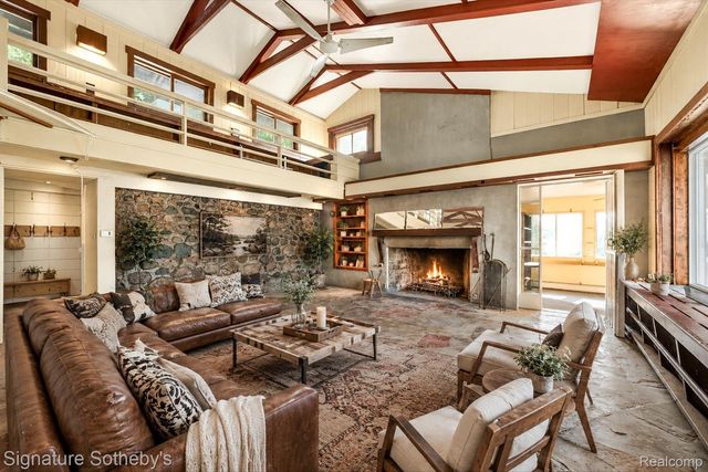 3310 Se Baldwin Road N, Hadley Township, MI 48455