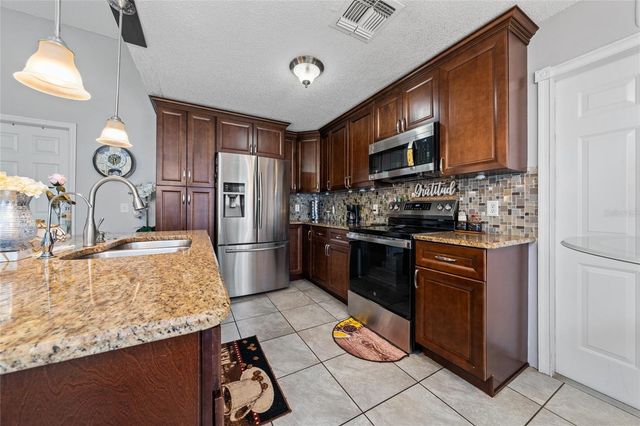 256 CRANBROOK DRIVE, Kissimmee, FL 34758